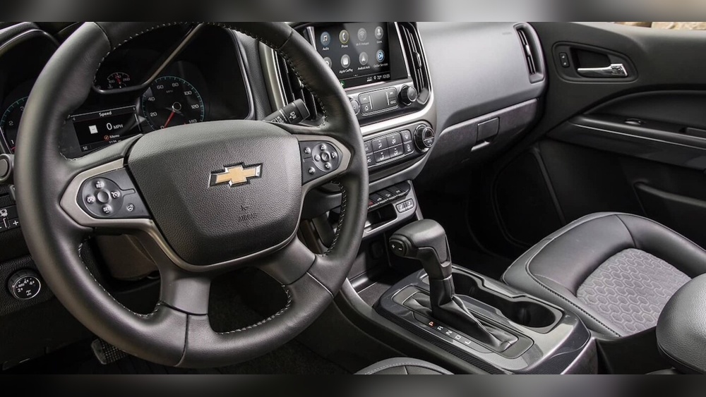 why does my chevrolet colorado shake while driving